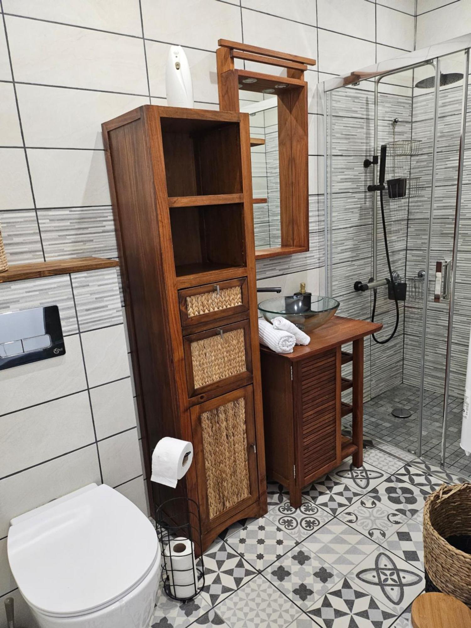 Les Chambres D'Estelle Guécélard Habitación foto